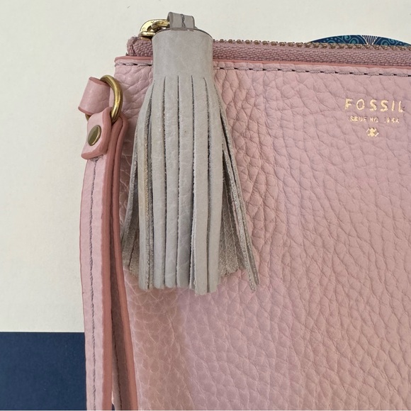 Fossil Pebbled Leather Zip Around Tara Wristlet Wallet with Tassel Dusty Rose - Picture 6 of 7